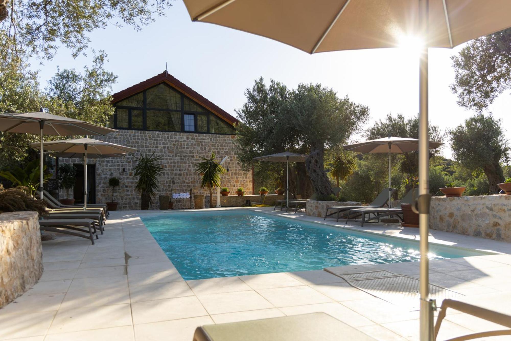 Готель Mashtra - The Olive House Улцинь Екстер'єр фото