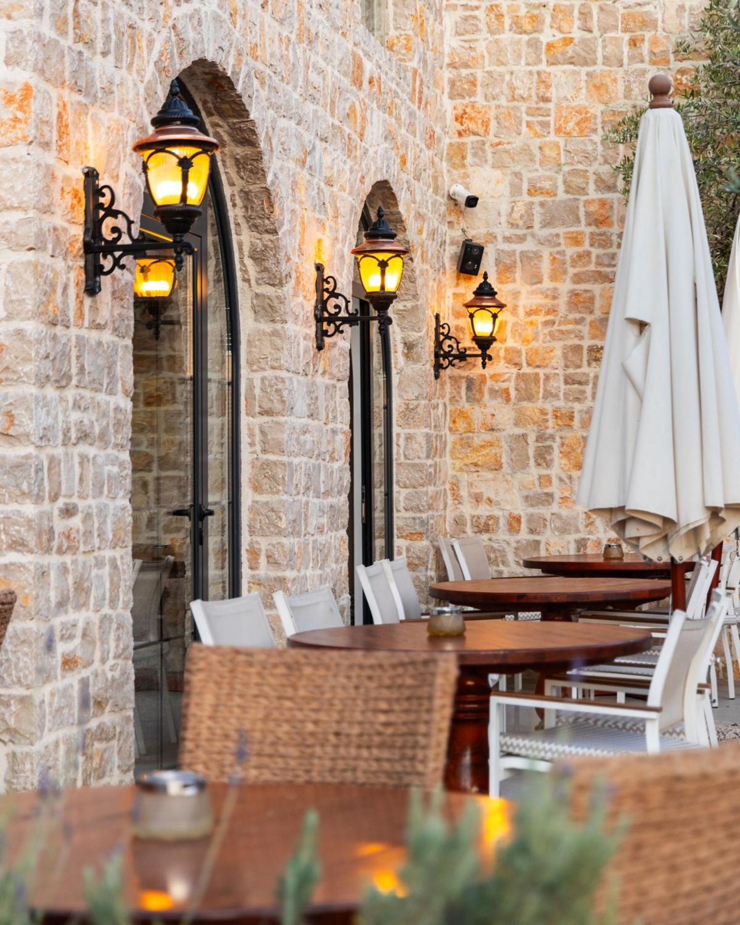 Готель Mashtra - The Olive House Улцинь Екстер'єр фото