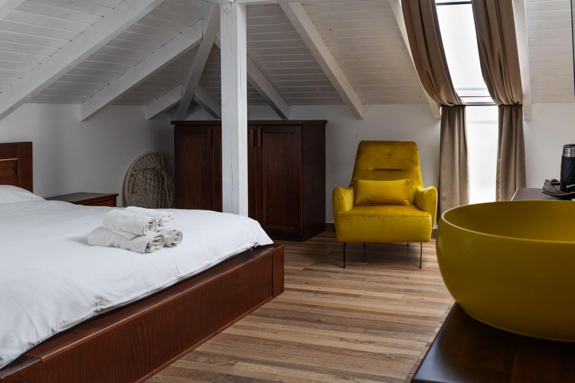 Готель Mashtra - The Olive House Улцинь Екстер'єр фото