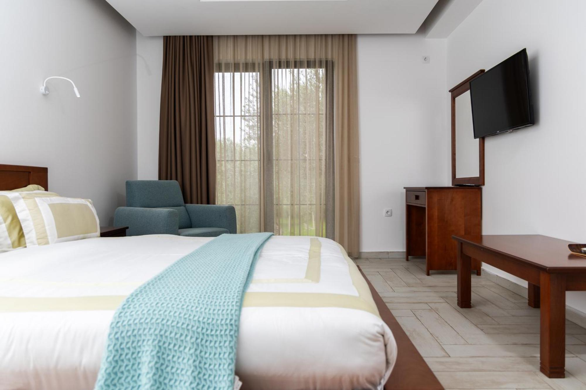 Готель Mashtra - The Olive House Улцинь Екстер'єр фото